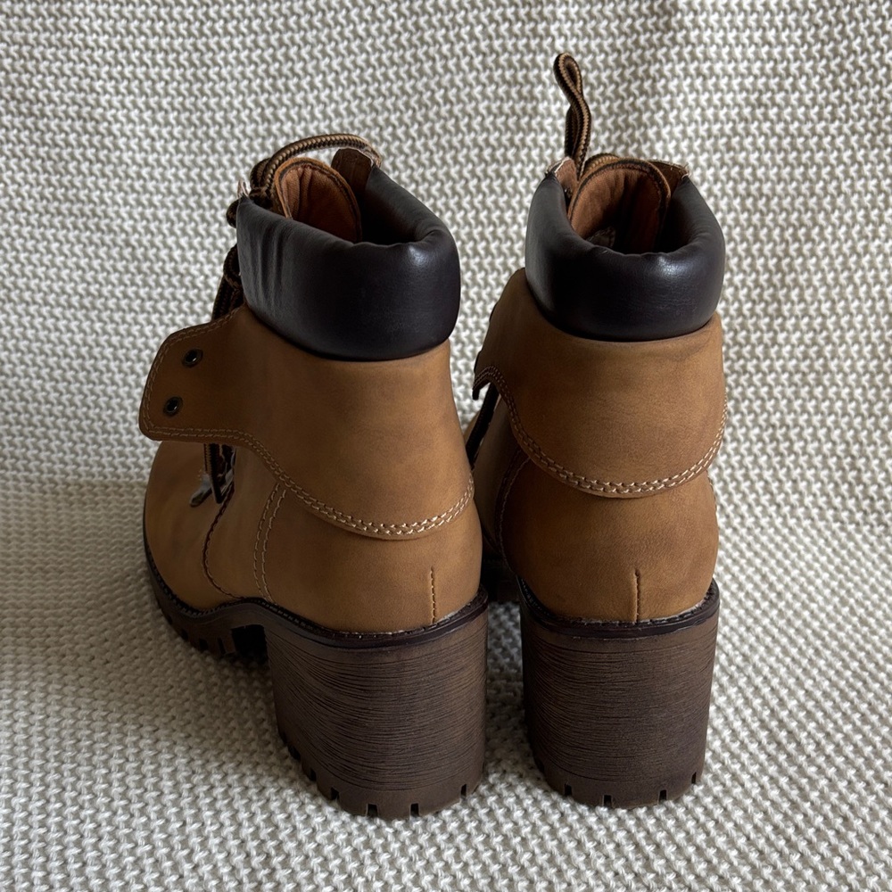 UNIONBAY Brown Lace-Up Boots for Women - Picture 5 of 8